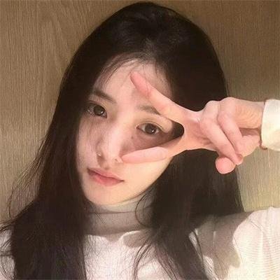 深蓝色的夜晚